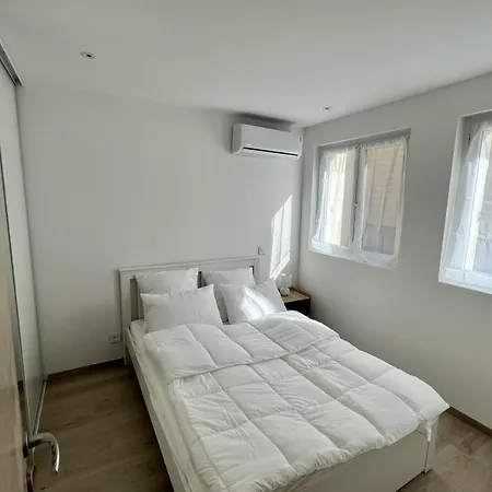 Appartement Bright 28 M Apartment At 600 M From The Beach *